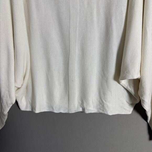 MARCIANO sz XS white long sleeve‎ sweater - Picture 3 of 9